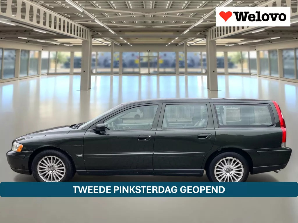 Volvo V70 2.4 Momentum Derde bankje trekhaak Rijklaar ! Apk tot 2-27