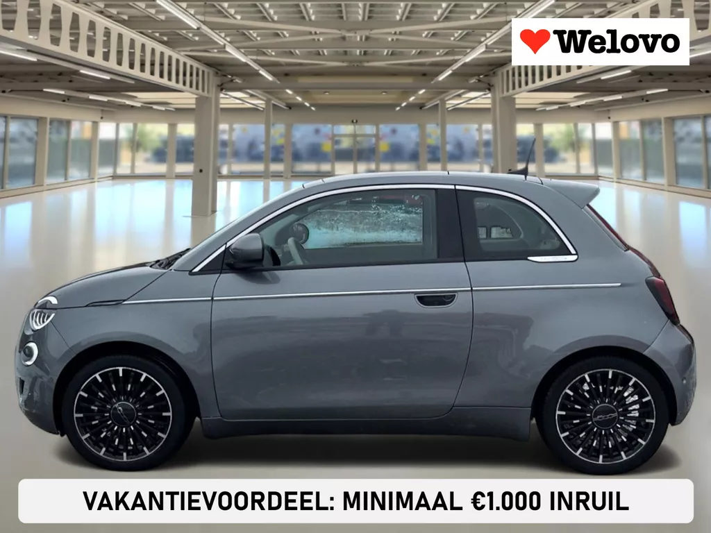 Fiat 500 La Prima 42 kWh PanoDak, Navigatie+Camera, Leder interieur...Soh 91.9%