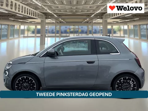 Fiat 500 La Prima 42 kWh PanoDak, Navigatie+Camera, Leder interieur...Soh 91.9%