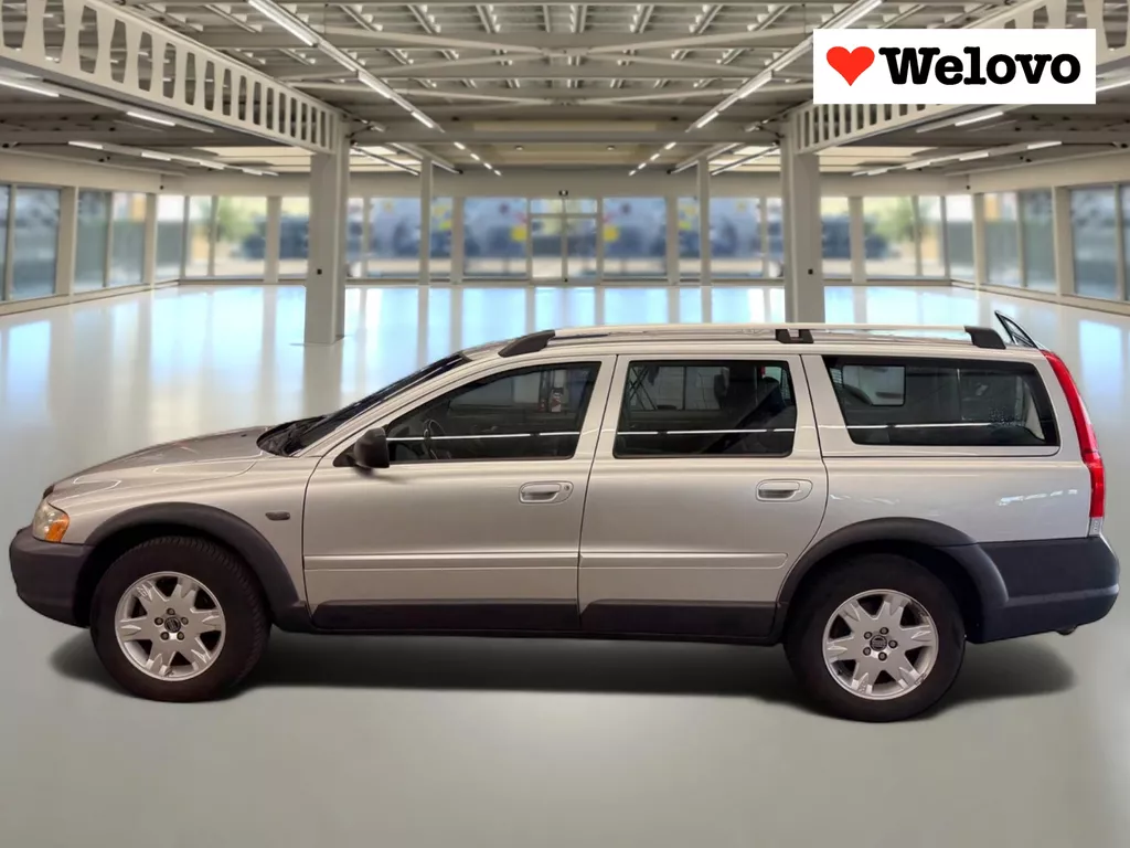 Volvo XC70 2.5 T Summum Schuifdak, leder, electr. verst. stoelen....
