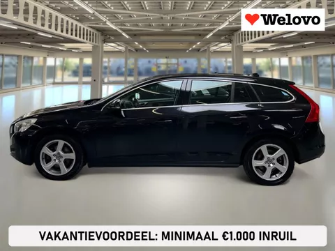 Volvo V60 1.6 T3 Momentum Trekhaak, Navigatie, PDC...