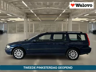 Volvo V70 2.4 Comfort Line Dealer onderhouden, distributie vervangen, garantie+ rijklaar..
