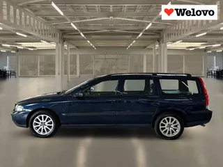Volvo V70 2.4 Comfort Line Dealer onderhouden, distributie vervangen, garantie+ rijklaar..