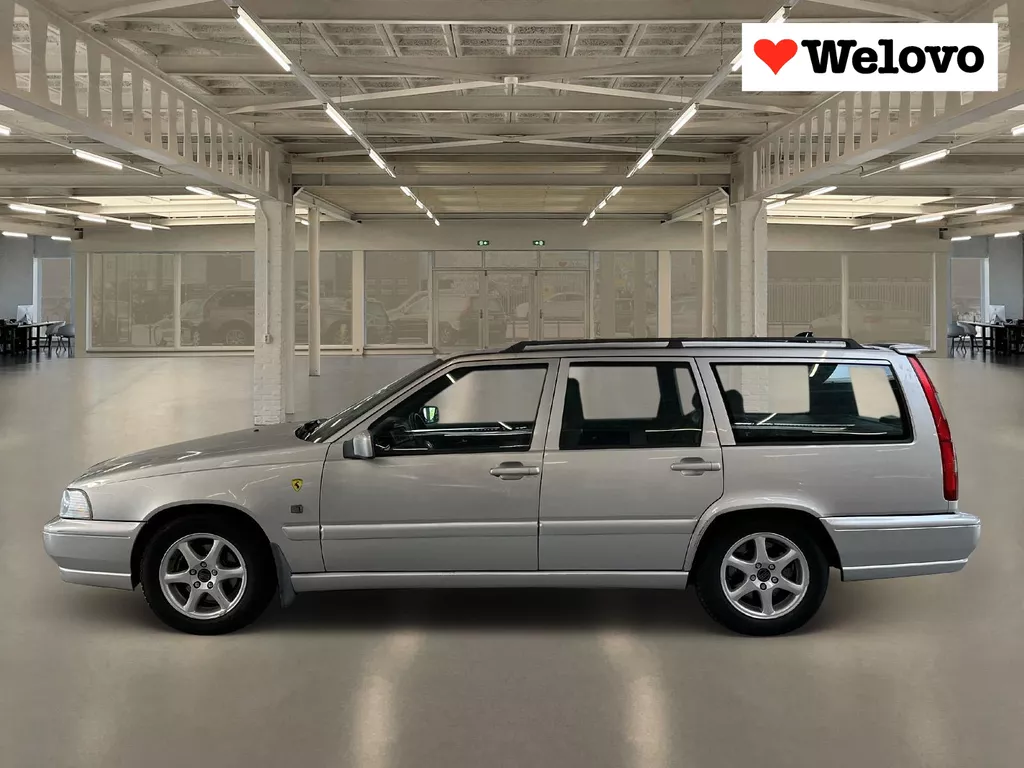 Volvo V70 2.5 Sports-Line Automaat, trekhaak, Nieuwe APK