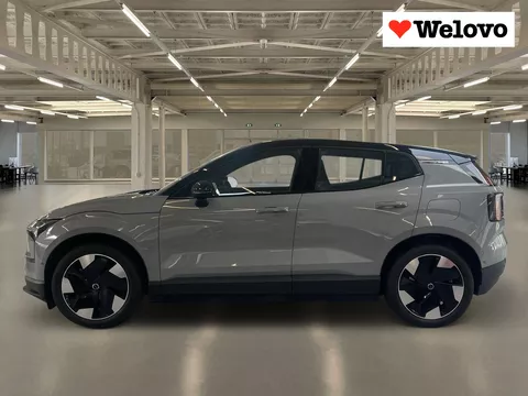 Volvo EX30 Twin Motor Performance Ultra 69 kWh Nieuwprijs 53.000 euro ! 360/camera/pilot assist/trekhaak/etc