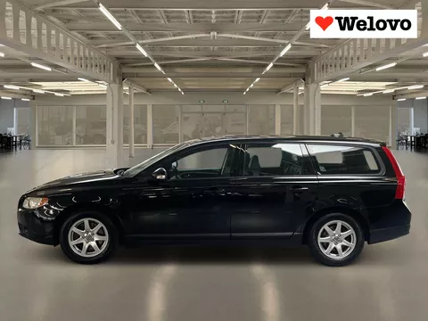 Volvo V70 2.5T Kinetic Rijklaar+garantie, leder interieur, navigatie....