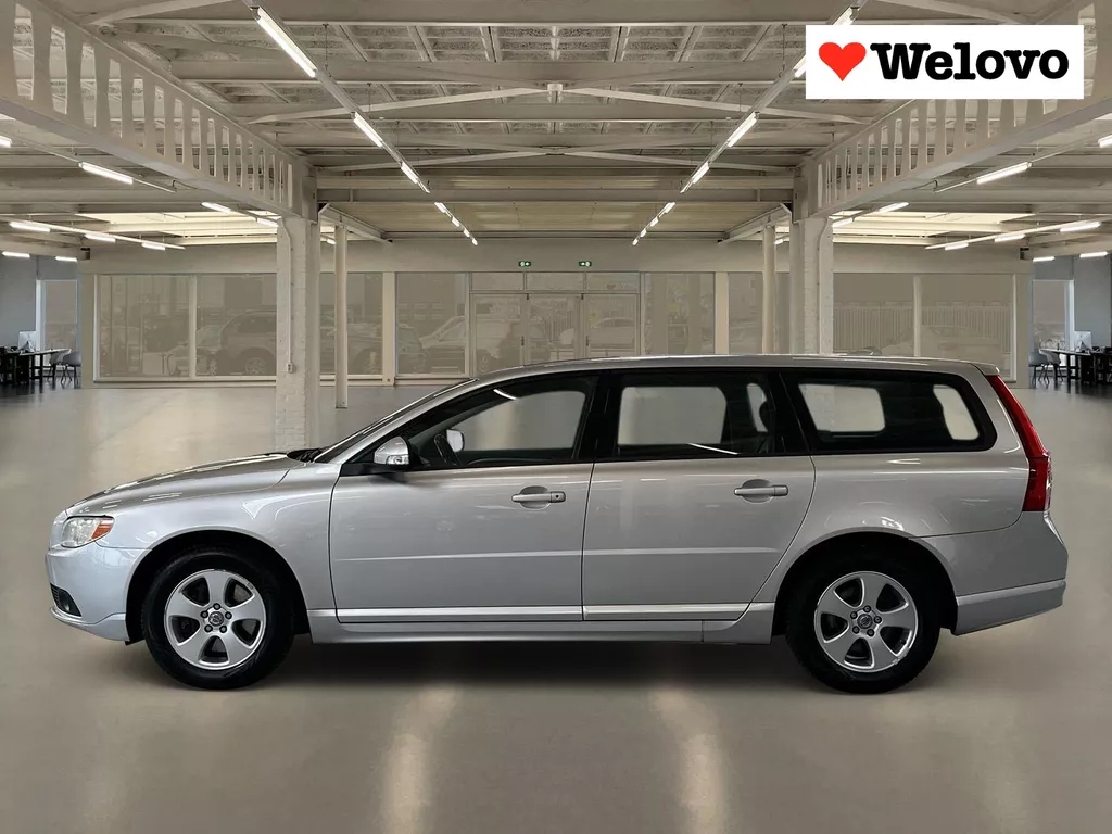 Volvo V70 3.2 Momentum Rijklaar+garantie, Dealer onderhoud, leder int, trekhaak...